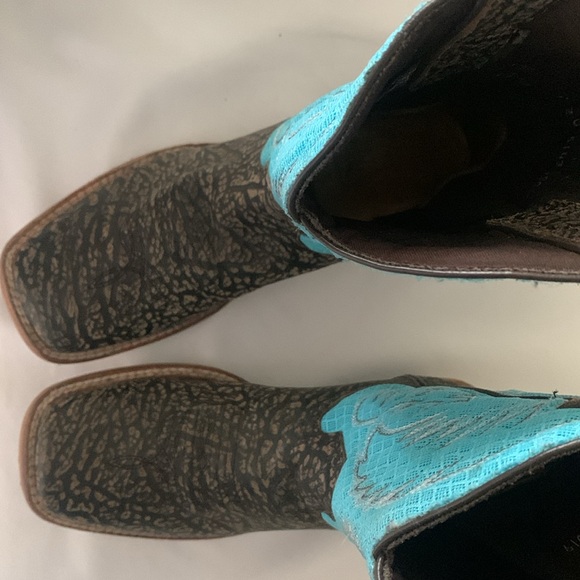 NOCONA BOOTS Fynn Western Cowboy Boots - Picture 13 of 16